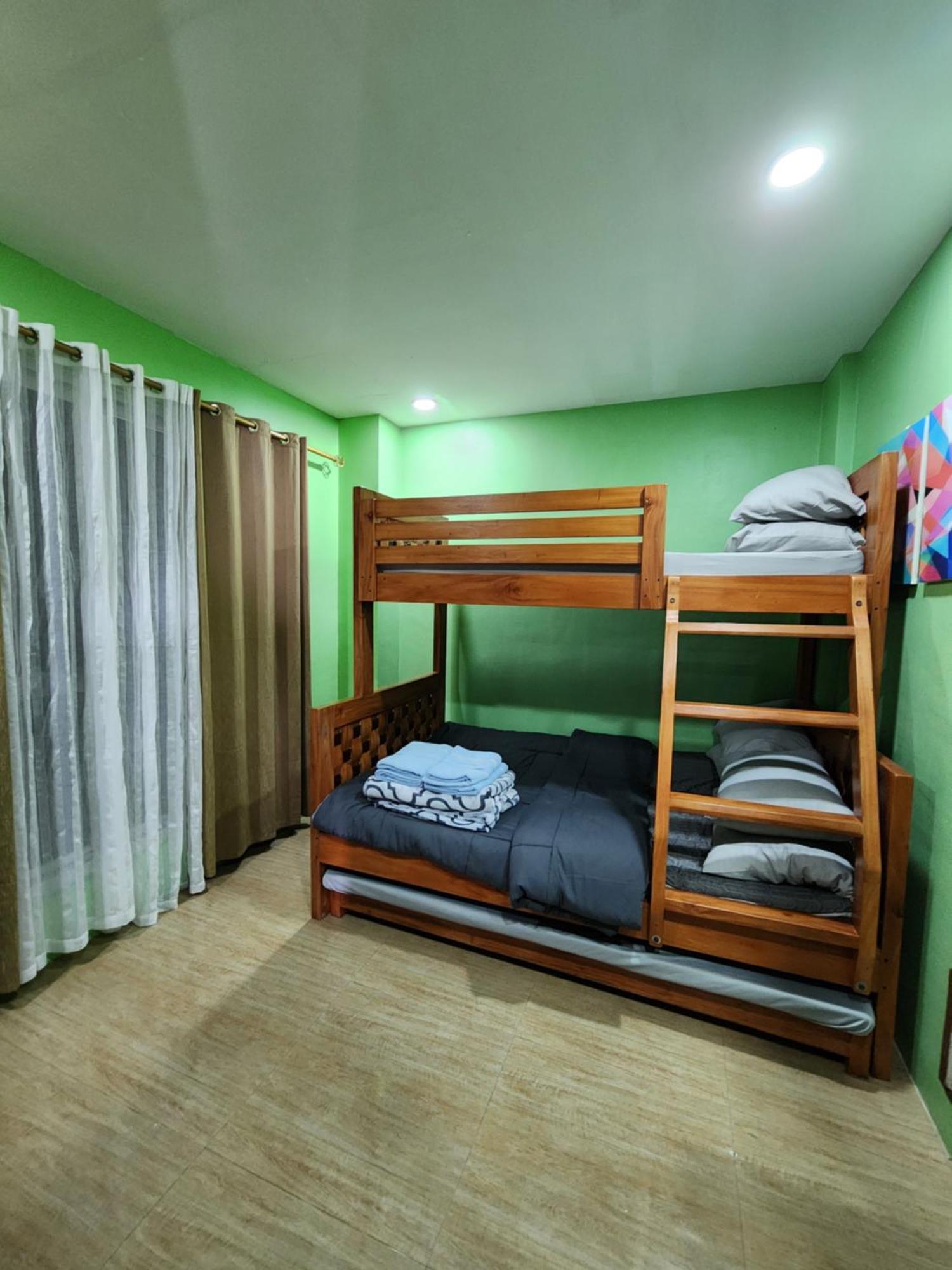 Mountain And Sunsetview Baguio Residences Baguio City Bilik gambar